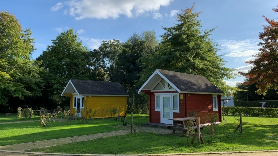 Gerenoveerde trekkershutjes buitenzijde